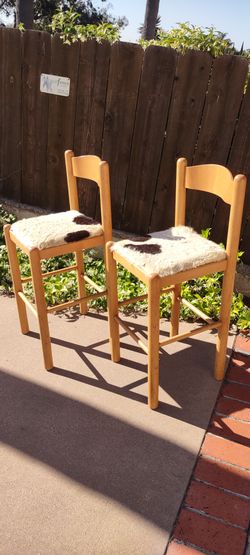 Small Bar Chair Set