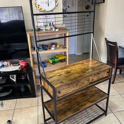 Kitchen  baker’s rack