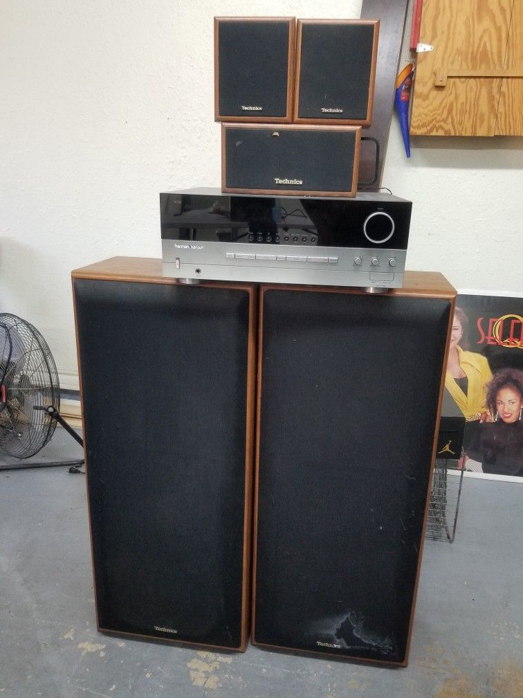 recividor harman kardon incluye las bocinas