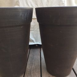 Planting pots tall round 