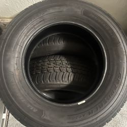 Dunlop Grandtrek tires