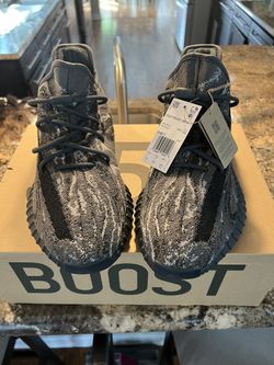 Yeezy Boost 350 V2 Mx Dark Salt