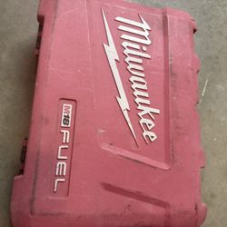 Milwaukee impact drill