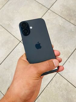 iPhone 16