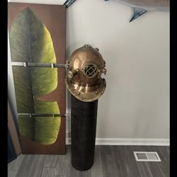   Nautical diving helmet with stand