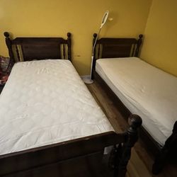 2 Solid Wood Twin Beds