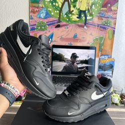 Supreme Air Max 1 