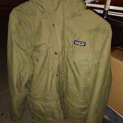 
Patagonia Isthmus Hooded Parka Deer Brown Mens Medium Versatile Jacket