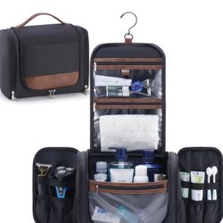 Brand New Large Hanging Toiletry Bag for Men