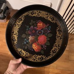 Center Floral Plate 