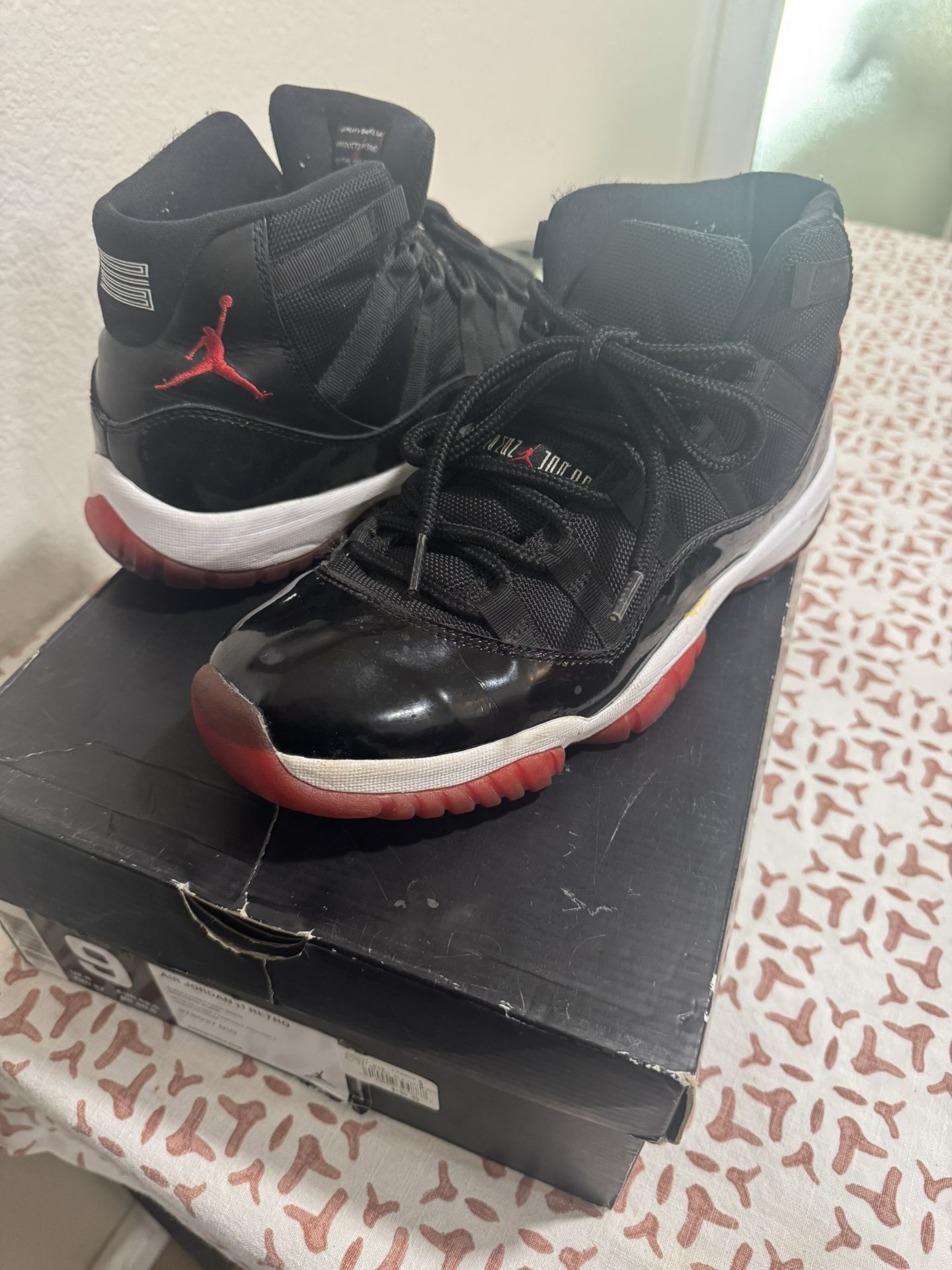 Air Jordan 11 Retro 'Bred'