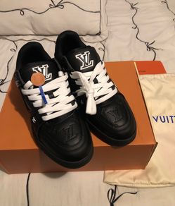 New Louis Vuitton Black & White Shoe Size 9.5 Men