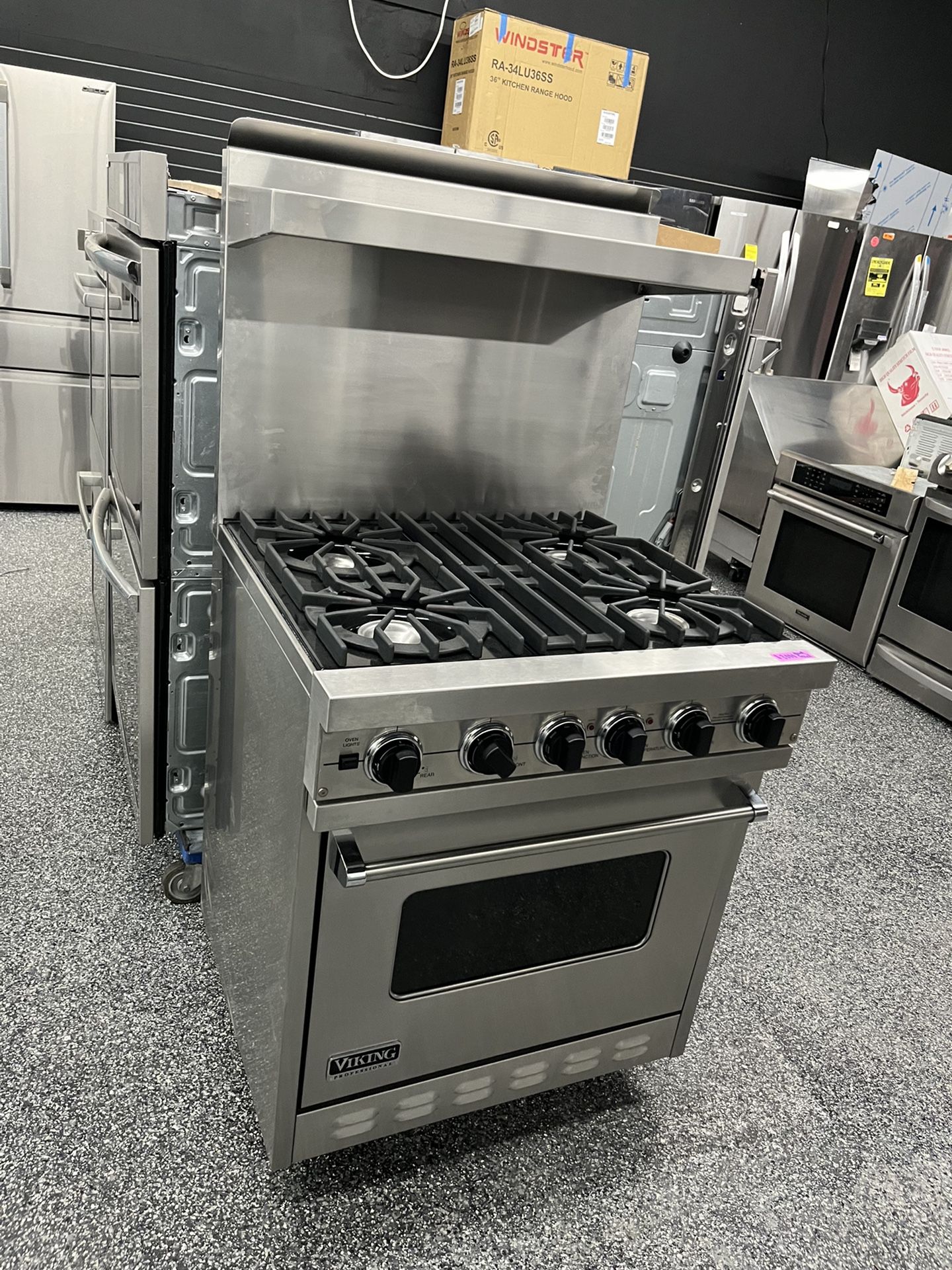 Viking Professional 30” Dual Fuel Range 4 Burners