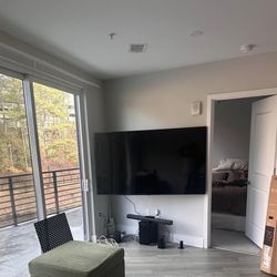 LG 75 inch 4k UHD LED Smart Tv