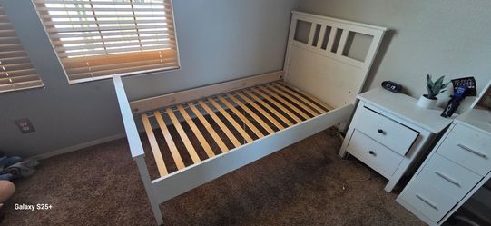 2 IKEA Hemnes twin bed frames