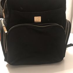 Black ergo baby diaper bag