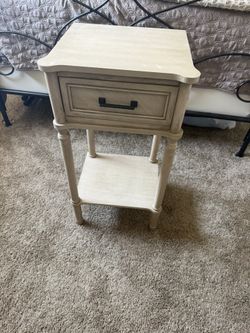 Nightstand 