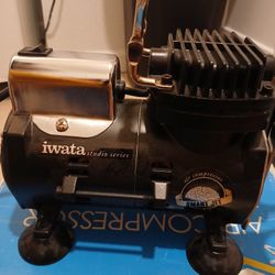 Iwata Studio Series Smart Jet Air Brush Compressor