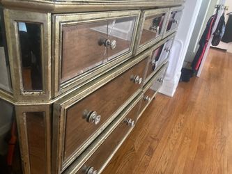 Vintage Style Mirrored Dresser Chest with Wood Drawers