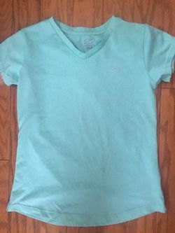 Active wear t shirt size large