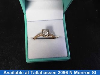 Women's Ring - Yellow Gold 14k (.585) 3.5 grams Size 9