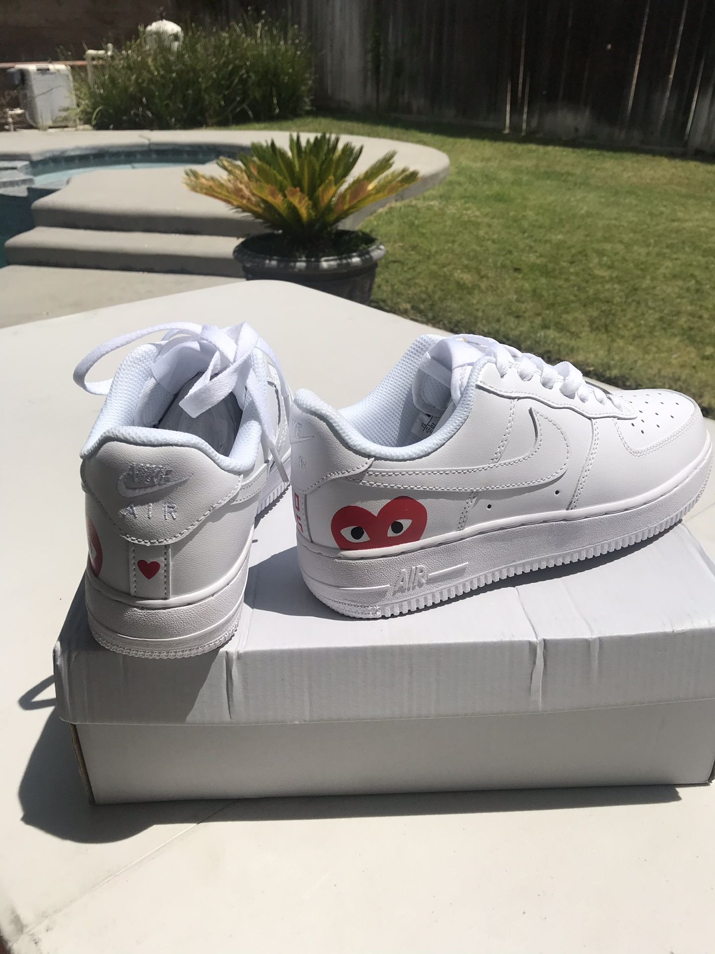 nike air force 1 cdg heart