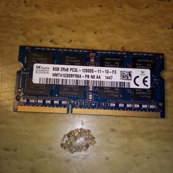 SK Hynix / 8 GB