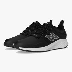 New Balance Men’s Fresh Foam V2 Golf Shoes 