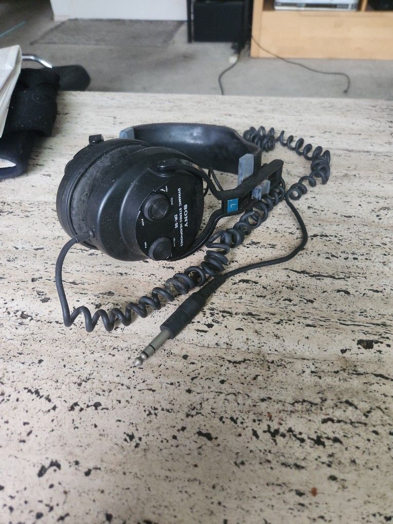 Sony DR-S5 Headphones