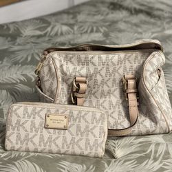 Mk Purse And Wallet