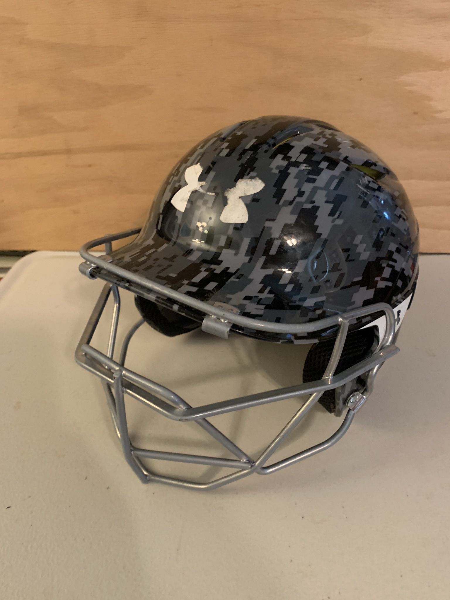 Under Armour Youth Baseball Helmet With Face Guard