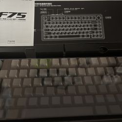 GAMING KEYBOARD WITH RGB NEVER BEEN USED