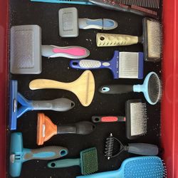 Professional Grooming Brushes, New & Used — All Proceeds Help With Medical Expenses 