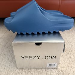 ys-01 yeezy slides blue size 10