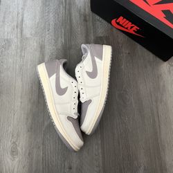 Jordan 1 Low OG Atmosphere Grey 