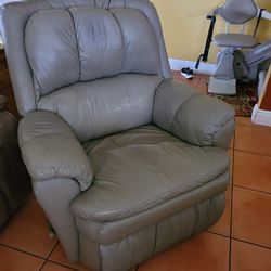 Leather  Recliner  Free