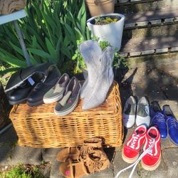 Garage Sale Friday And Saturday Apr 24-25th