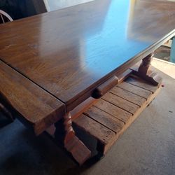 Excellent Condition Solid Wood Dinette Set