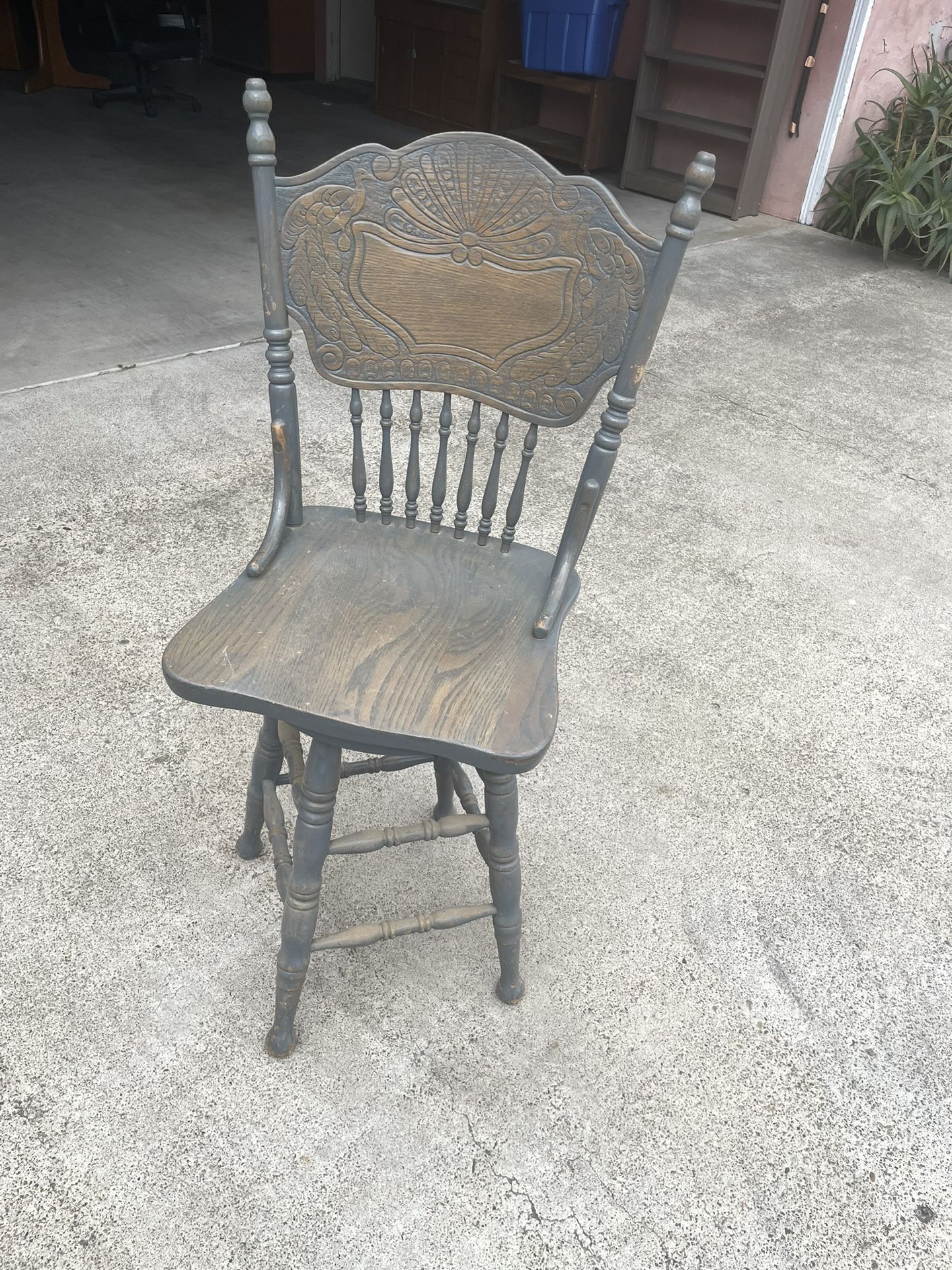 Wooden Swivel Bar Stool Chair