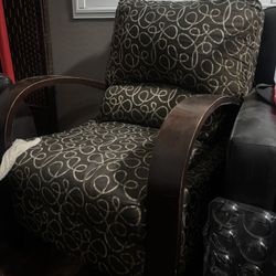 cushioned chair 