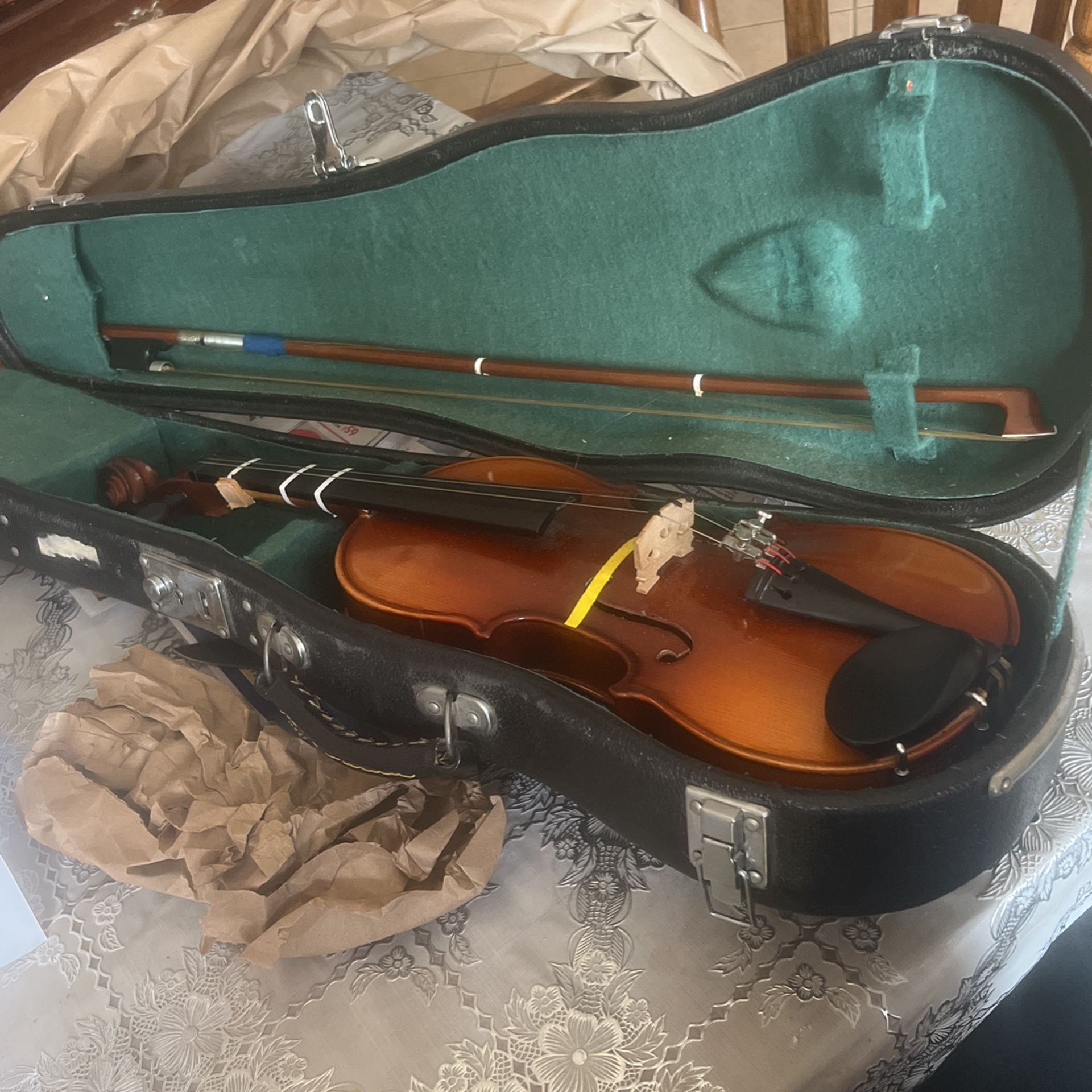 Vintage Conservarte 1/4 size student violin