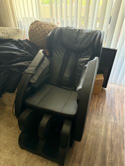 Massage Chair!! Great condition!! Just has some tiny tears - see pics!!