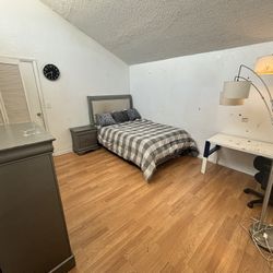 One Bedroom, One Bath And Share Kitchen 