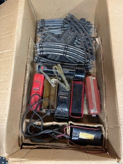 Vintage Marx Marlines Tin Train Set – 1930s/40s O Gauge – Cars, Track & Transformer