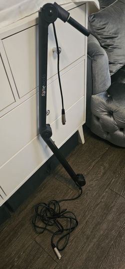 DESKTOP MIC BOOM STAND