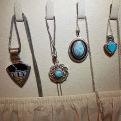 Turquoise N silver Necklace Set