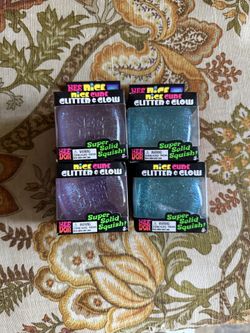 Needoh nice cube glitter and glow