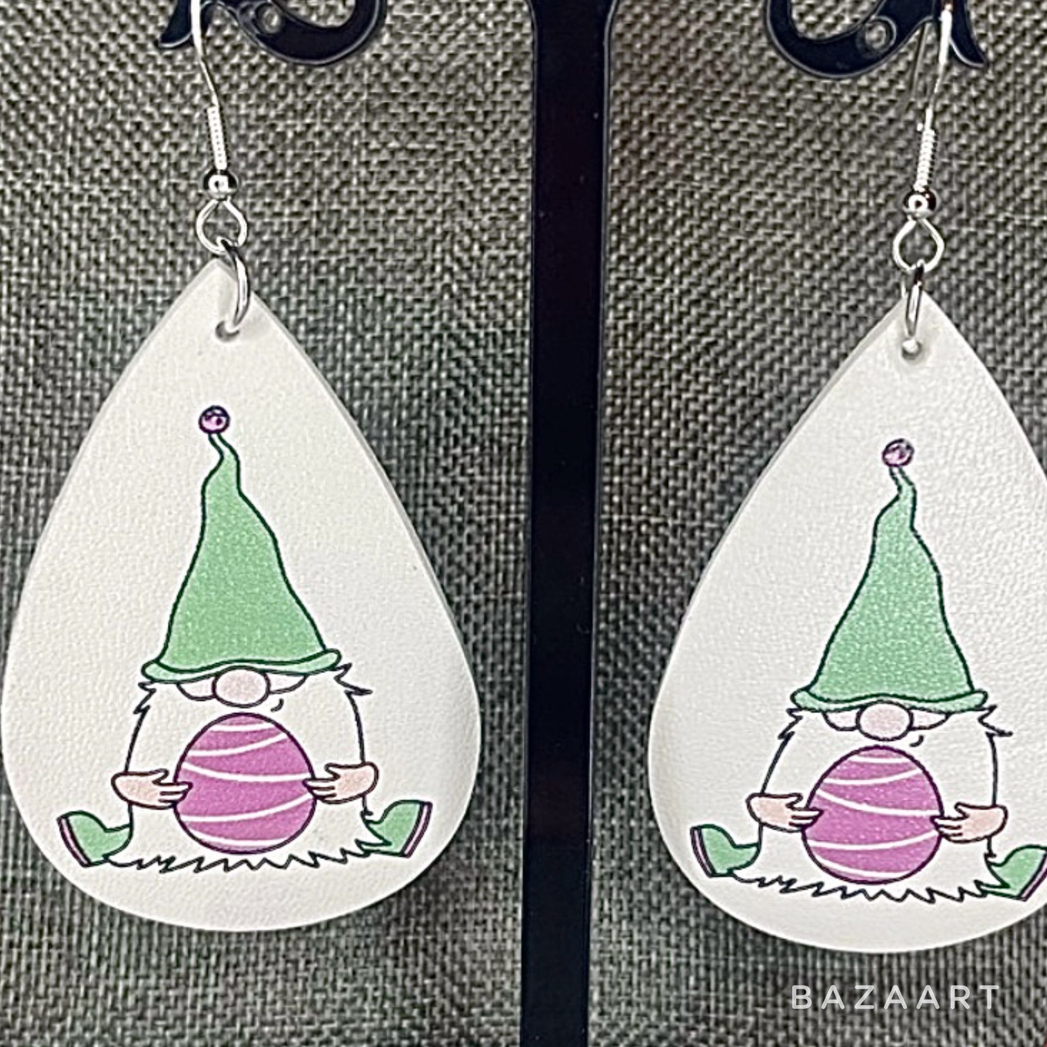 LEATHER GNOME Easter earrings Easter Egg NWT