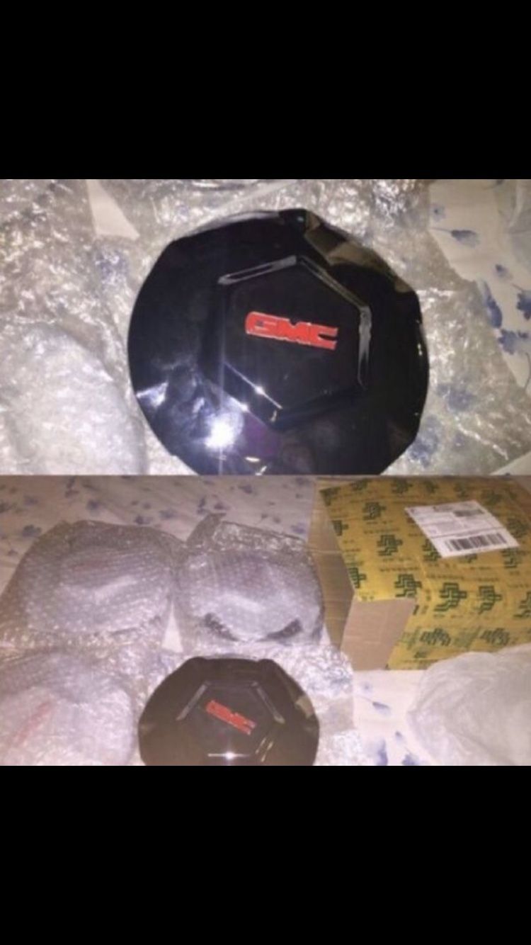 4 GMC center caps