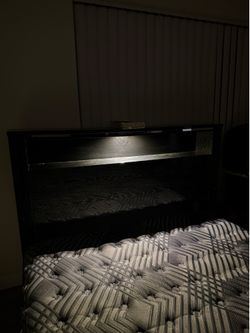 Queen mattress & Bed frame